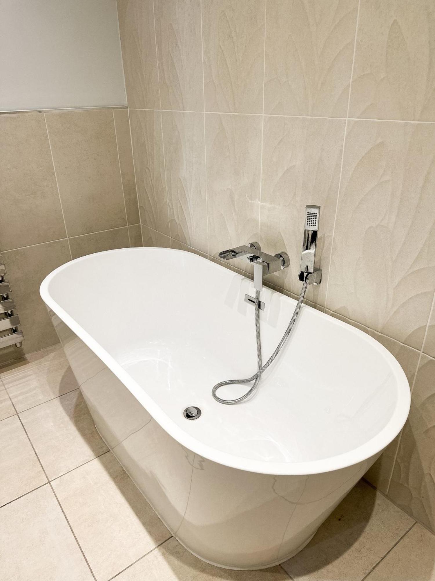 Luxury 3 Bedroom Apt. Leeds Centre